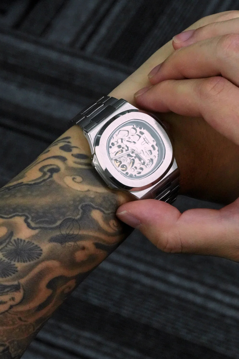 Mod Nautilus Skeleton Silver