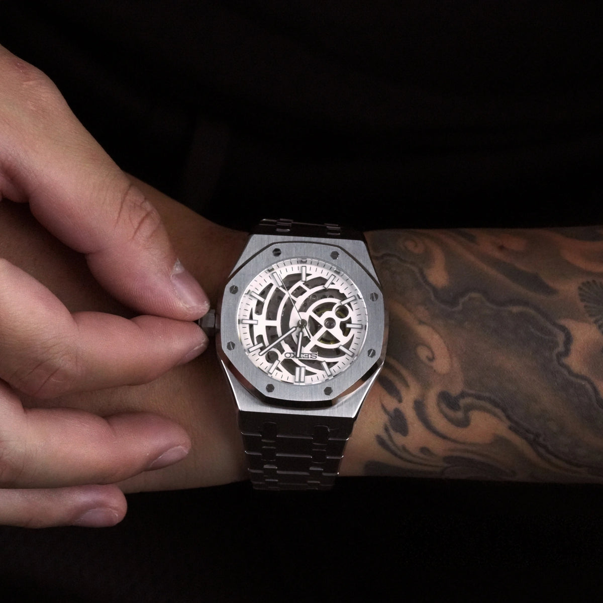 Mod Royal Oak Skeleton White Silver