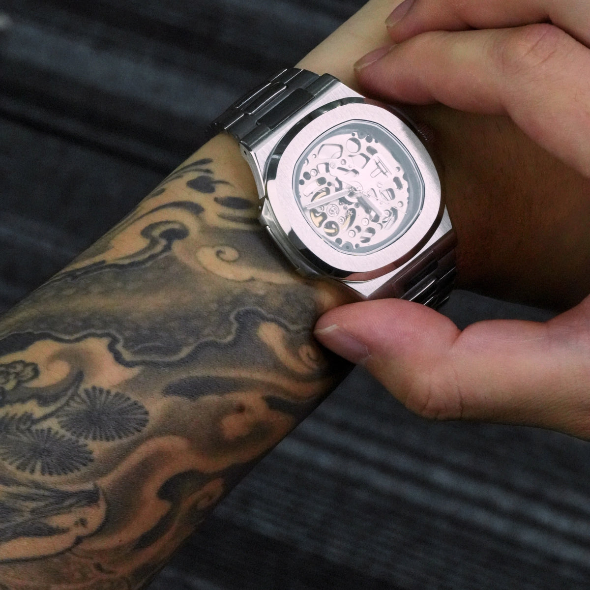 Mod Nautilus Skeleton Silver