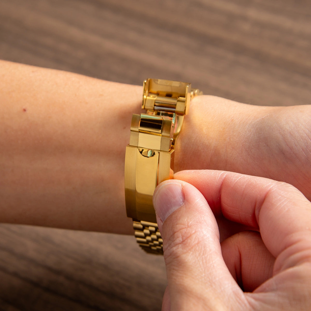 Mod Day-Date Gold Black