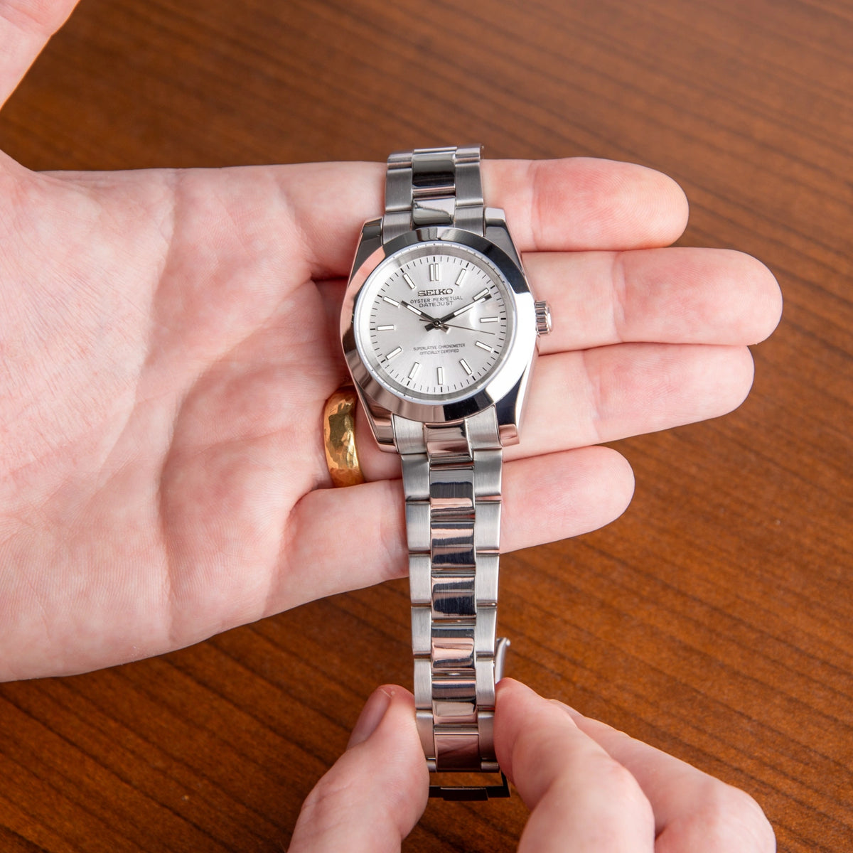 Mod Oyster Perpetual White