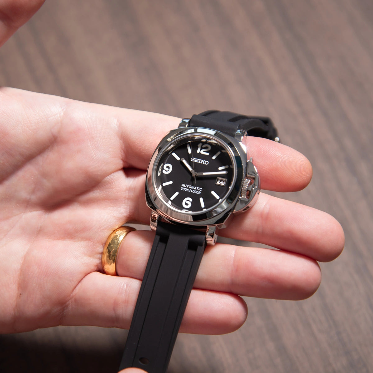 Mod Luminor Black