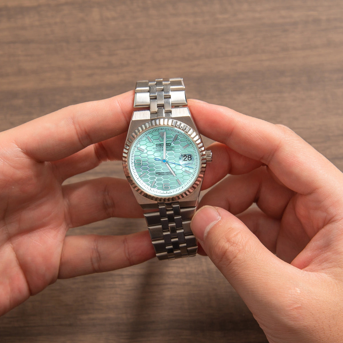 Mod Land-Dweller Sky Blue