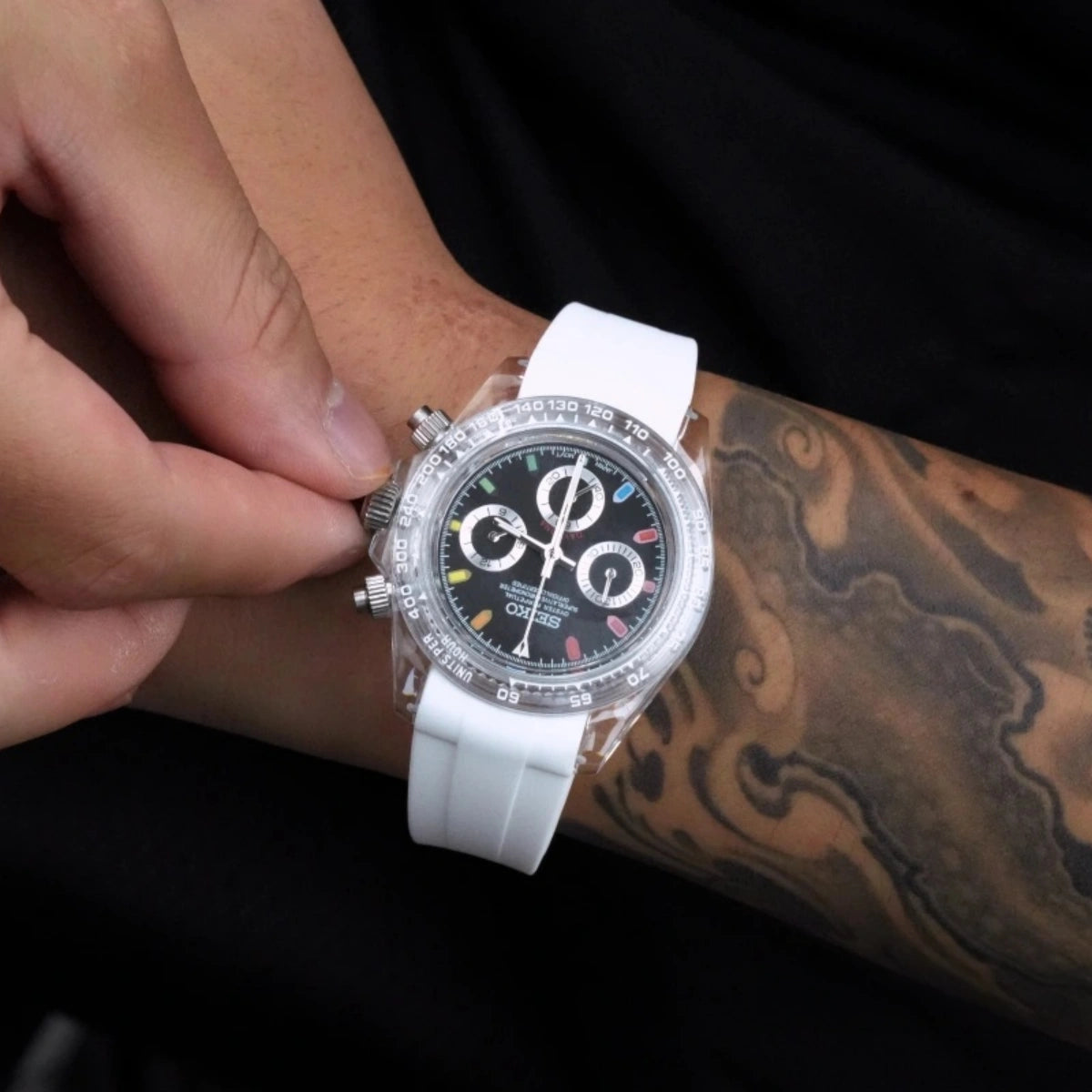 Mod Daytona Acrylic White Black