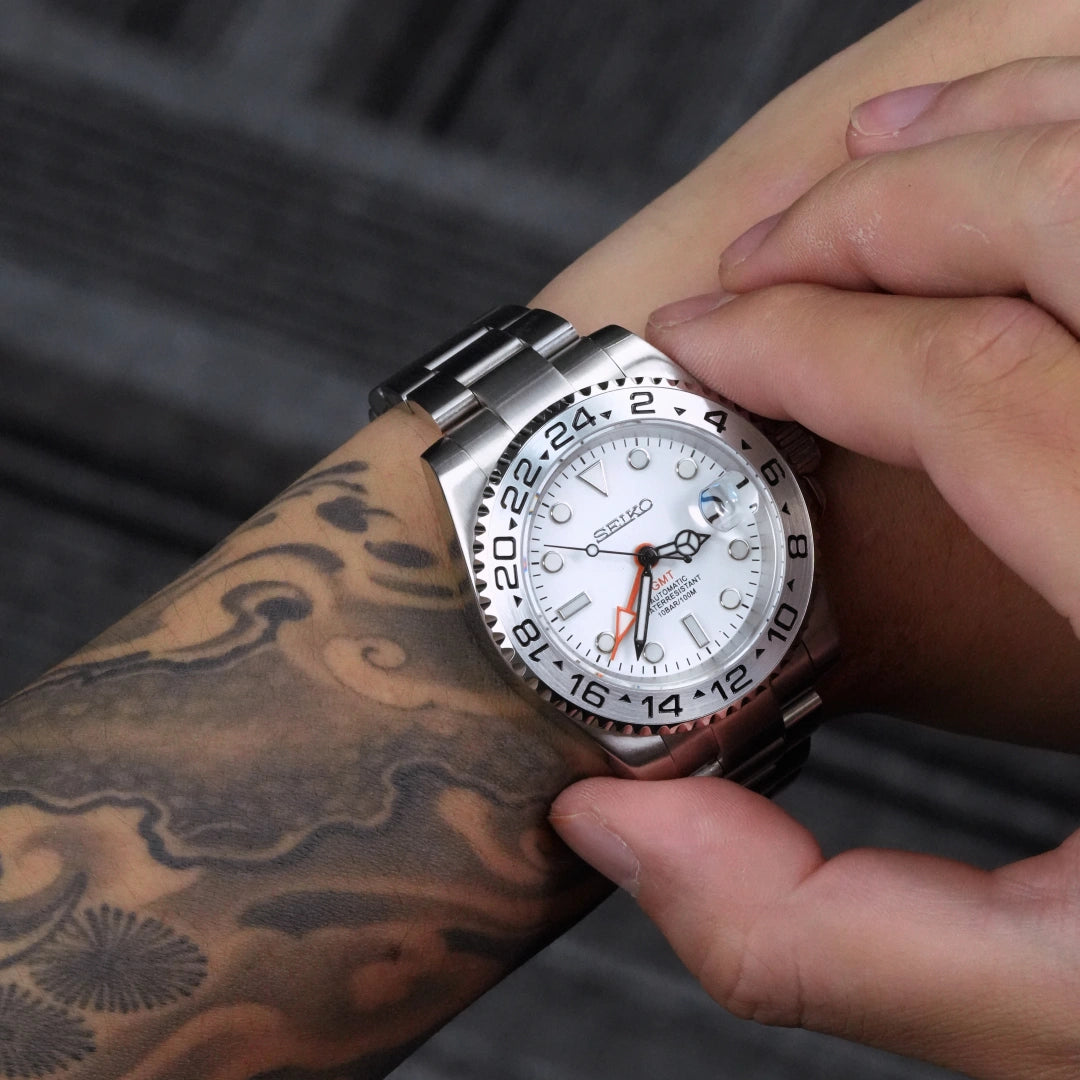 Mod Explorer II White