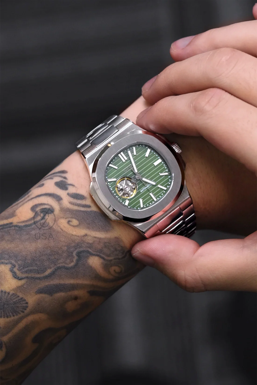 Mod Nautilus Skeleton Green