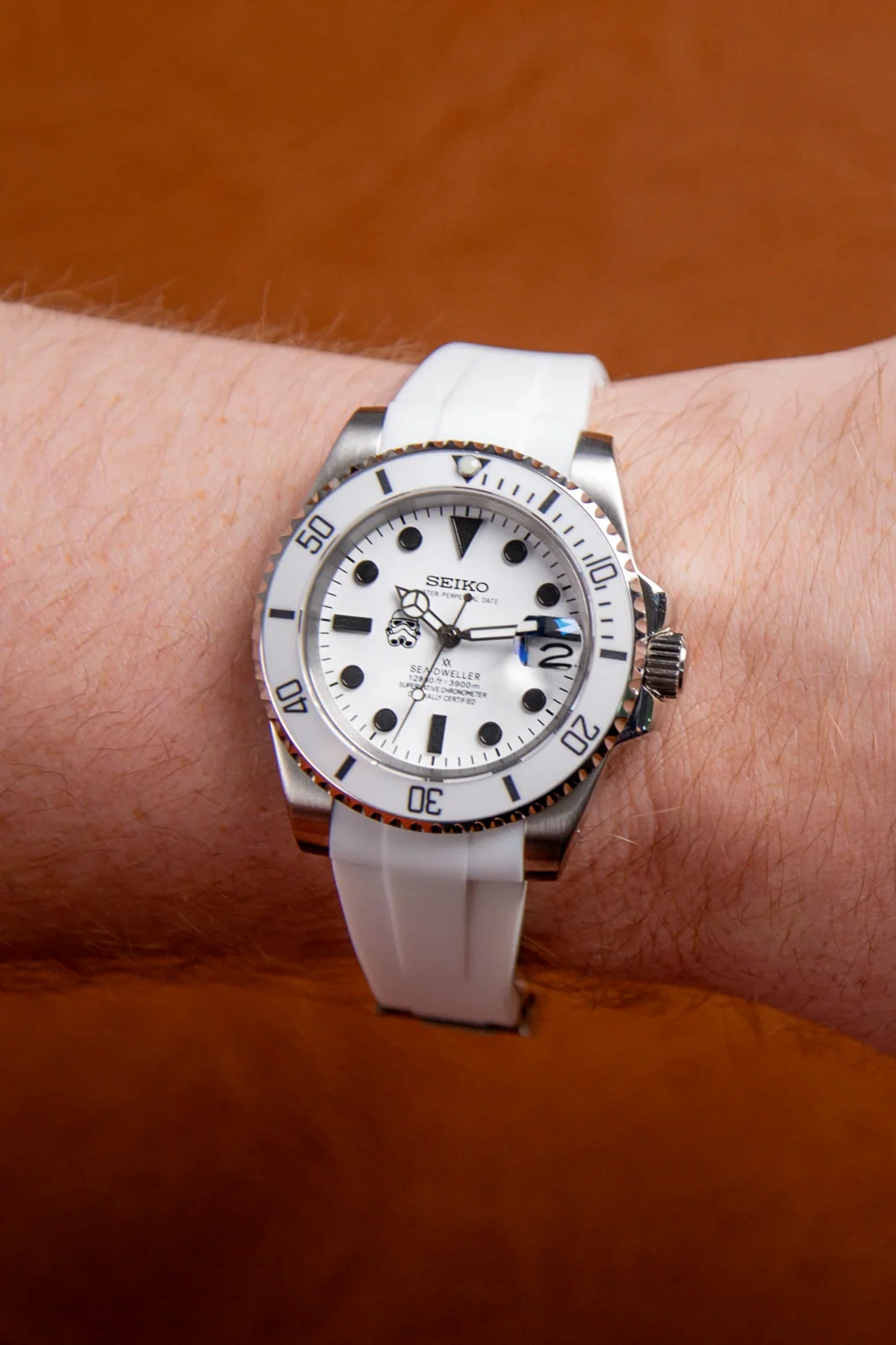 Mod Yacht-Master Star Wars White - SKYRIM WRIST