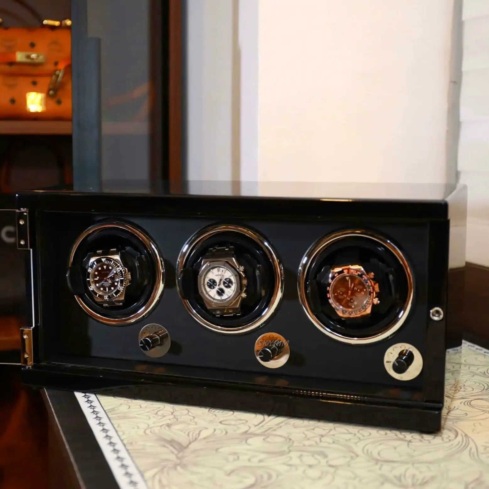 SKYRIM TRIPLE WATCH WINDER by SKYRIM SEIKOMOD