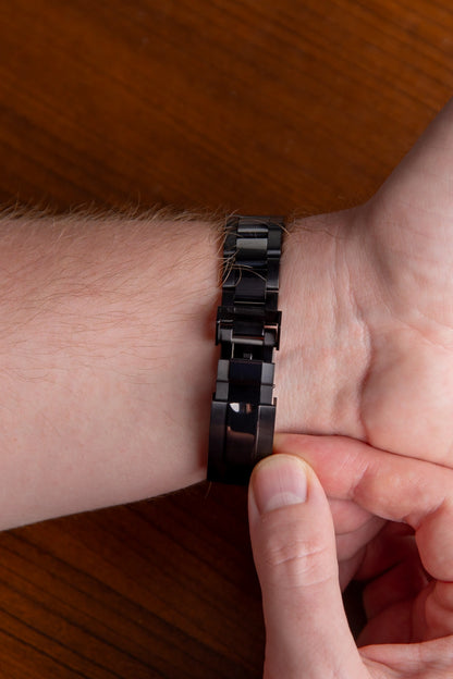 Mod Oyster Perpetual Black Lightning